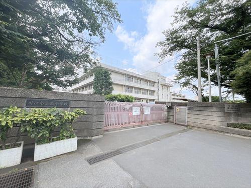 川口市立西中学校-1430m 川口市立西中学校-1430m