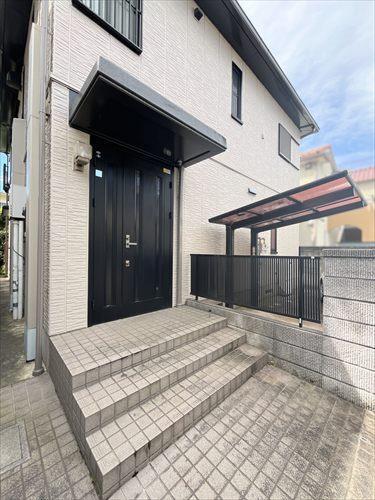 玄関ポーチ