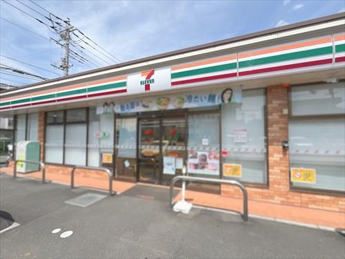 セブンイレブン-170m
