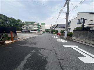南東側前面道路/2026年7月撮影