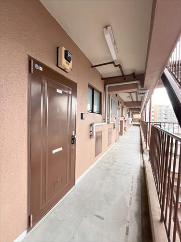 5階共用廊下