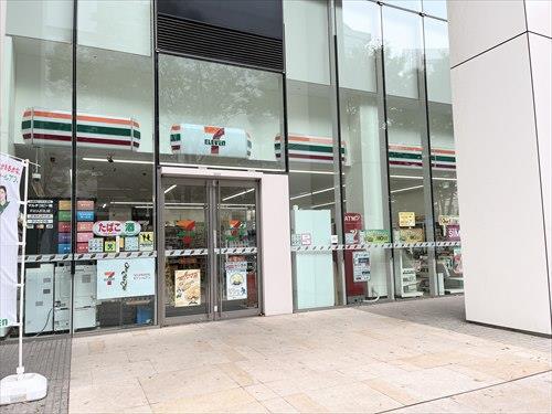 セブンイレブンみなとみらい3丁目260m