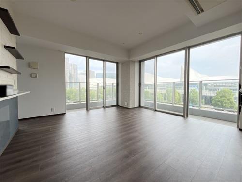 リビングダイニング