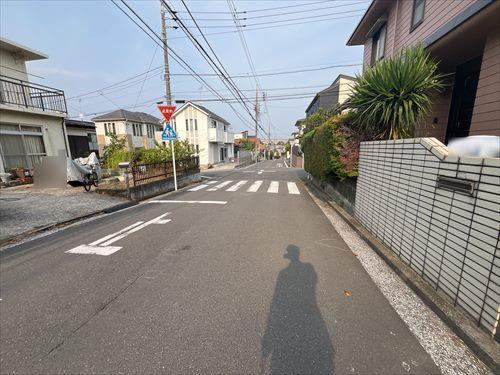 北側前面道路