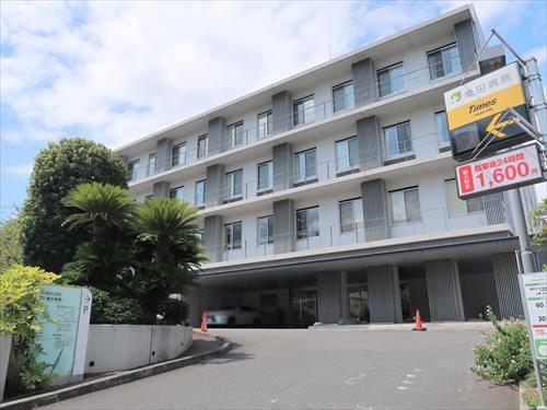 医療法人明和会亀田病院まで700m