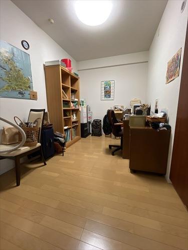 洋室（北側の約5.1帖）