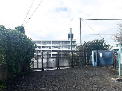 横浜市立山元小学校まで460m