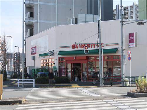 まいばすけっと赤羽岩淵駅前店510m