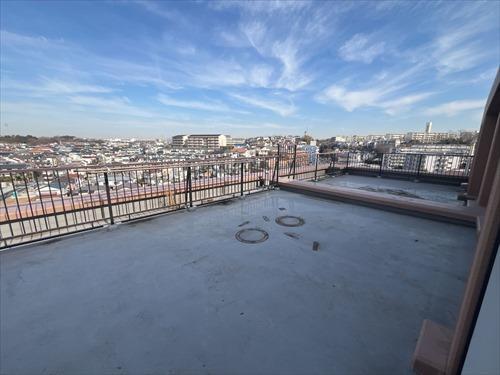 ルーフバルコニー