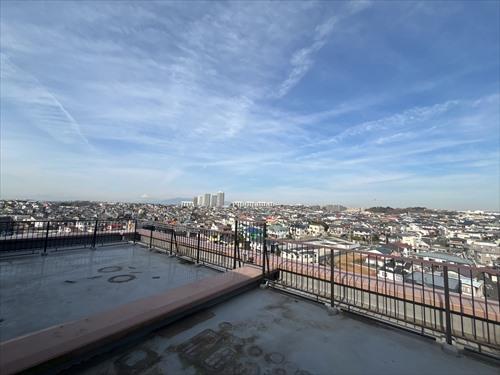 ルーフバルコニー