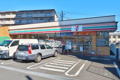 セブンイレブン原町田店まで250m
