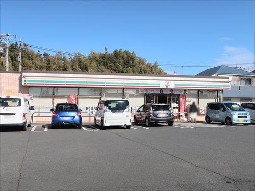 セブンイレブン町田堺店まで270m
