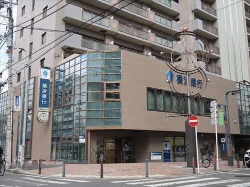 横浜銀行阪東橋支店まで420m