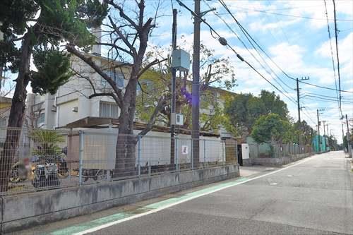 藤沢市立鵠洋小学校まで1750m