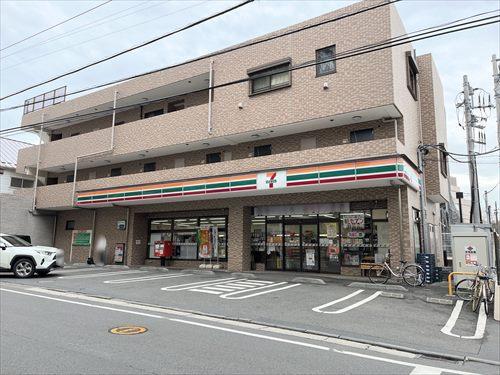 セブンイレブン横浜綱島上町店まで540m