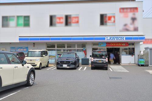 ローソン横浜日野六丁目店まで570m