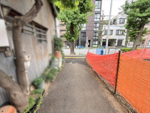 北東側私道含む現地土地写真