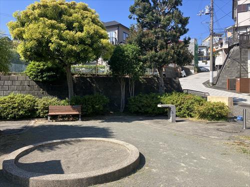 日野藤ヶ沢第二公園まで35ｍ
