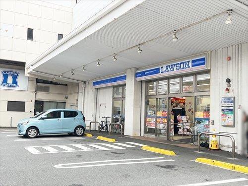 ローソン横浜東蒔田町店まで320m
