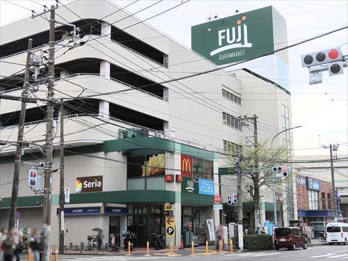 Fuji横浜南店まで1130m