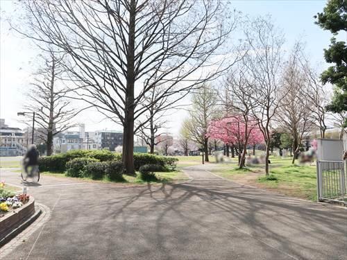 蒔田公園まで870m