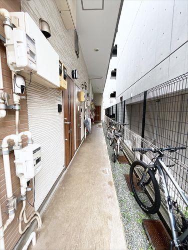 1階 共用廊下