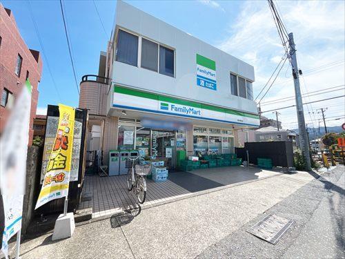 ファミリーマート富水駅前店まで250m