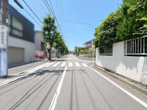 南西側前面道路(2026年7月撮影)