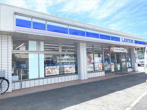 ローソン旭善部町店まで900m