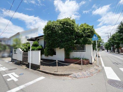 現地(南西側から2026年7月撮影)