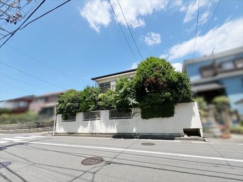 現地(南東側から2026年7月撮影)