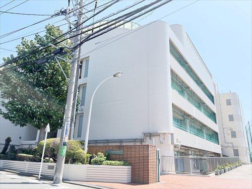横浜市立平楽中学校まで550m