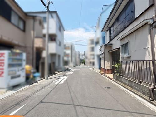 前面道路（2026年7月撮影）