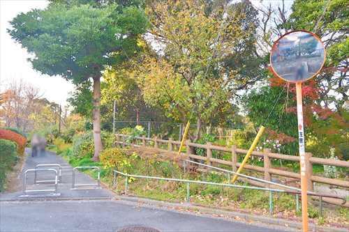 能見台東公園まで790m