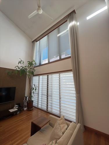 リビング吹き抜。2025年12月4日撮影