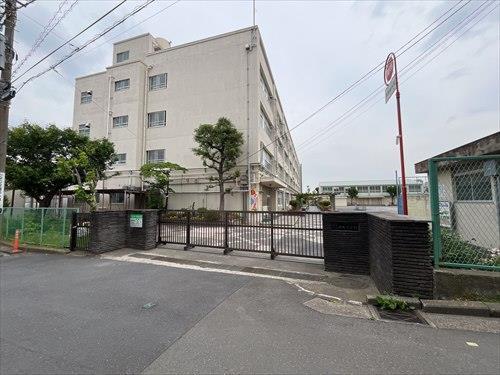｢横浜市立中丸小学校｣まで徒歩6分