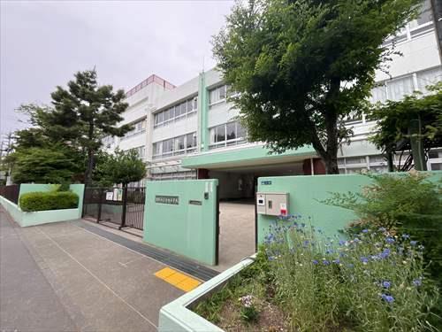 川崎市立今井小学校まで490ｍ
