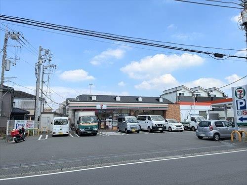 セブンイレブン横浜瀬谷4丁目店940m