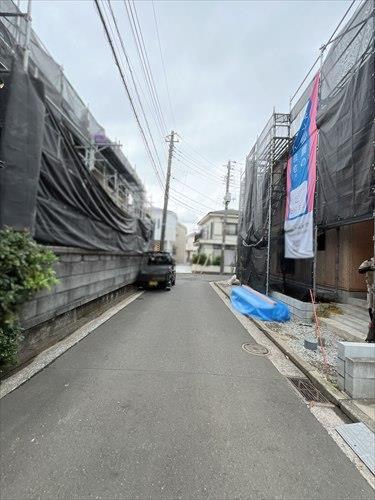 前面道路（物件・右）