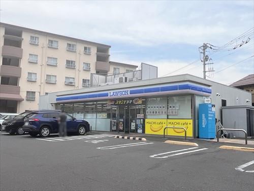 ローソン瀬谷四丁目店まで120m