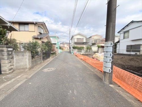 前面道路（物件・右）