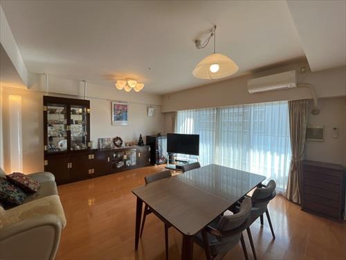 リビングダイニング