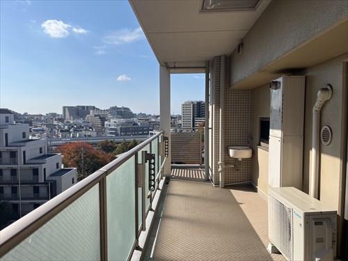 南東側バルコニー