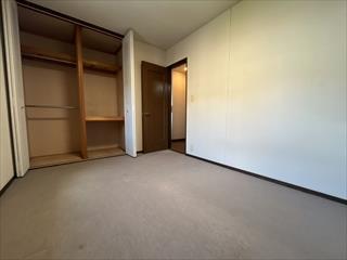 2階南西側洋室①