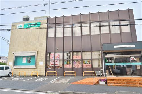 JA横浜新桜ケ丘支店まで550m