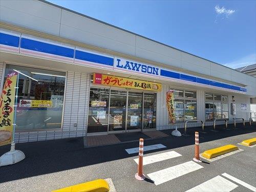 ローソン東寺尾一丁目店まで340m