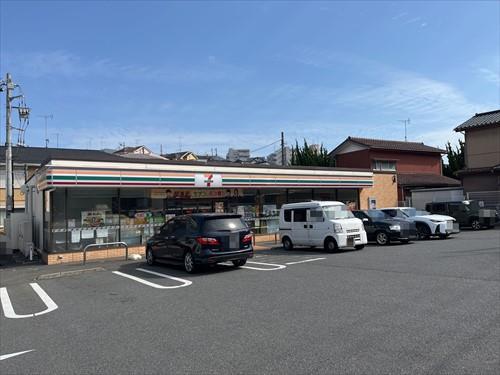 ｾﾌﾞﾝｲﾚﾌﾞﾝ　横浜さちが丘南店