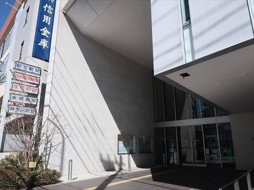 横浜信用金庫中山支店まで400m