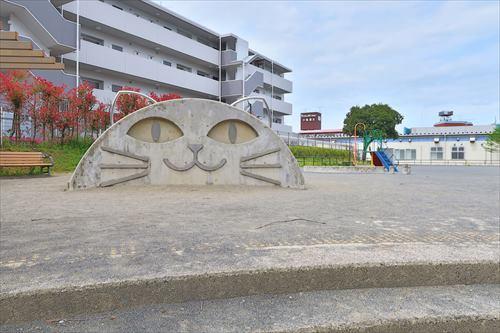 鳥山町公園まで90m