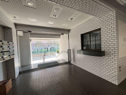 エントランスホール